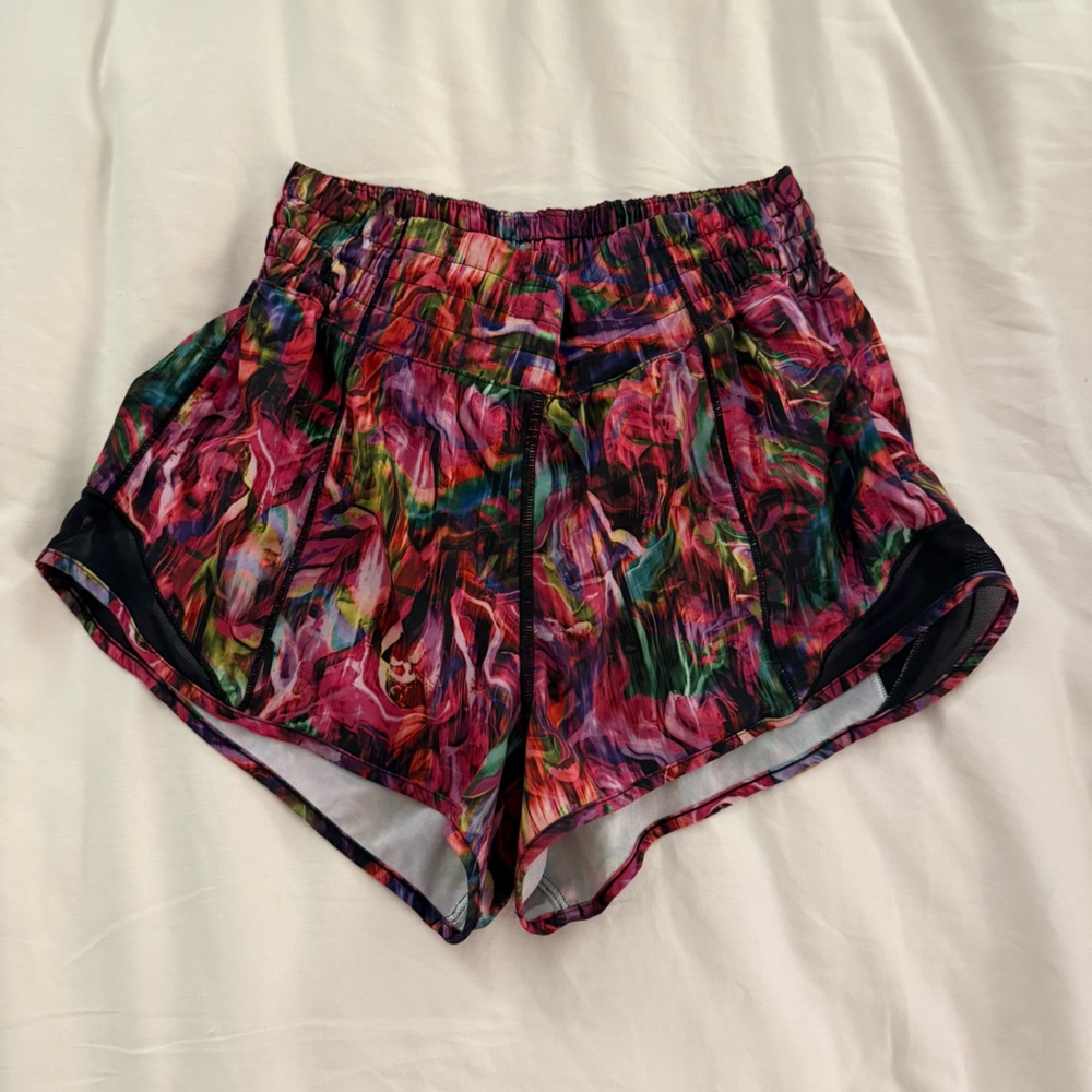 COPY - Lululemon Hotty Hot 2.5" HR